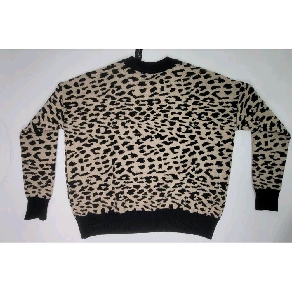 Tahari Women's NWT Crewneck Leopard Print Long Sleeve Sweater Size  XS - Picture 2 of 6